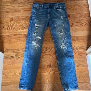American Eagle dark blue ripped jeans